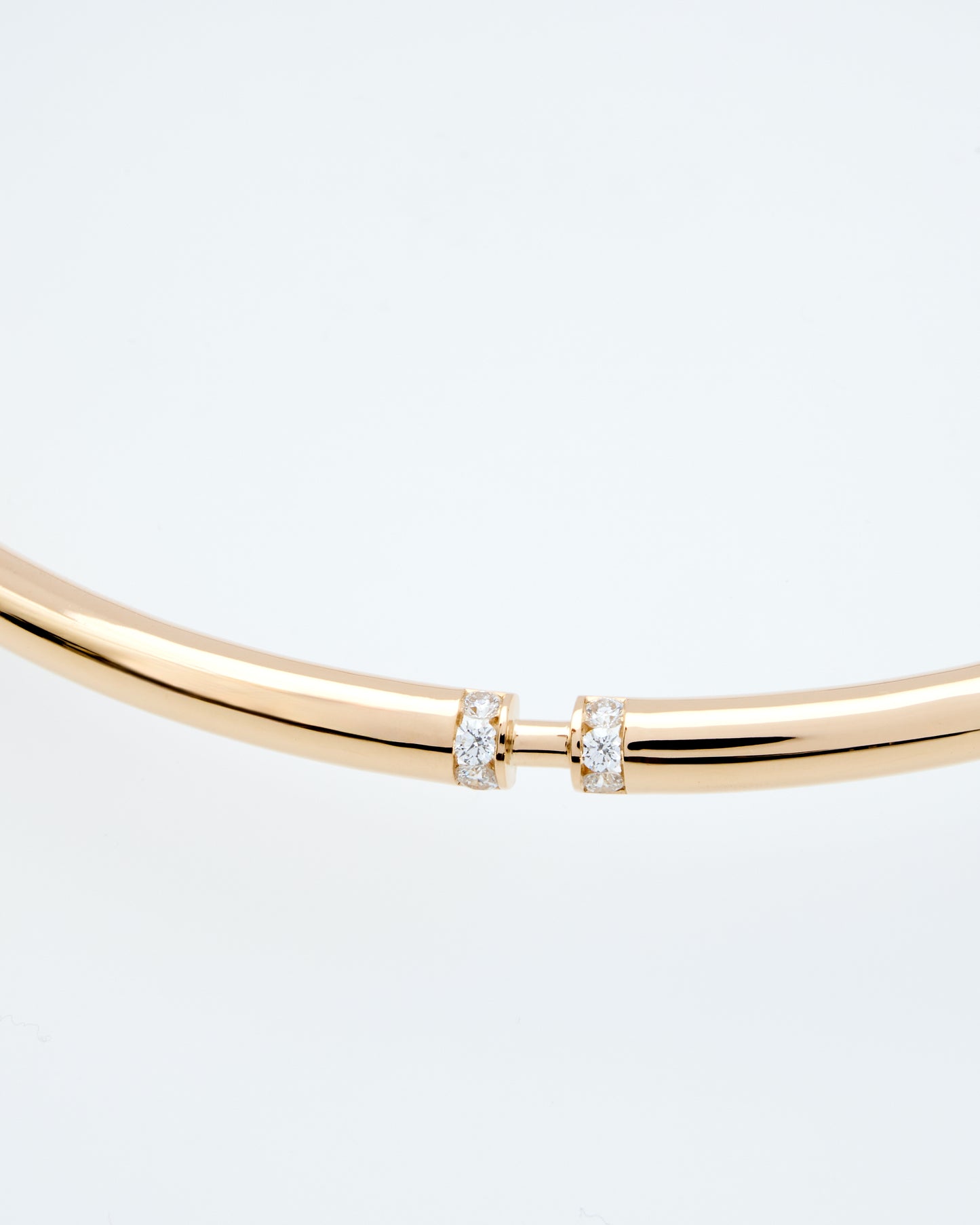 Floating Link Choker Necklace