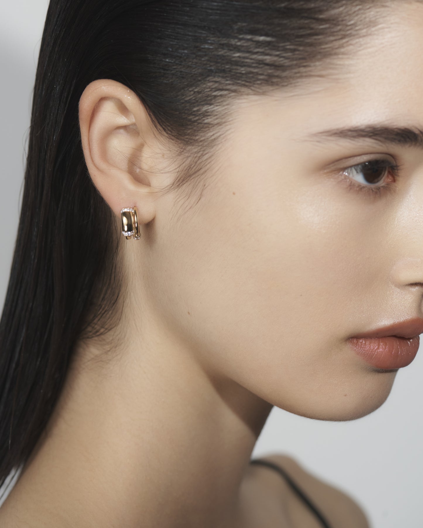 Floating Link Asymmetric Double Hoop Earrings